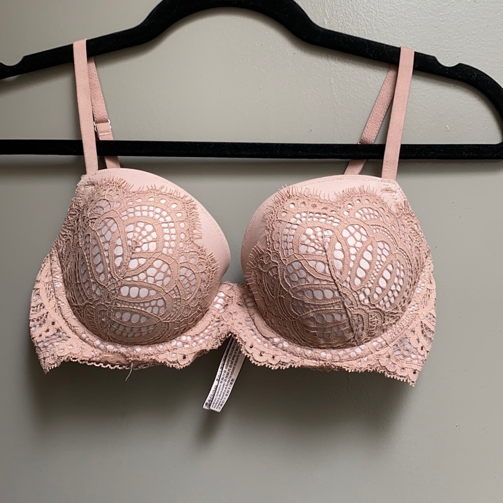 Victoria’s Secret bra